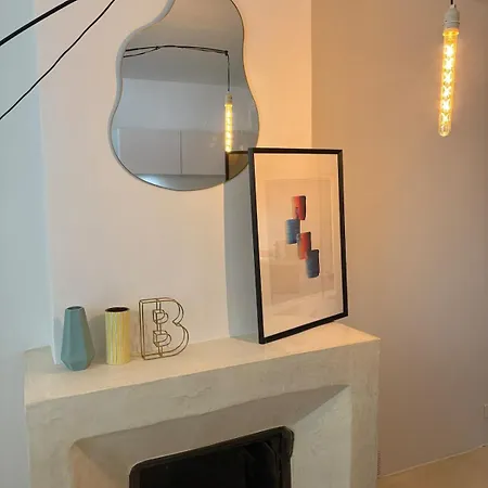 Apartment Maison Avec Terrasse, Quartier Roquette, Arles *