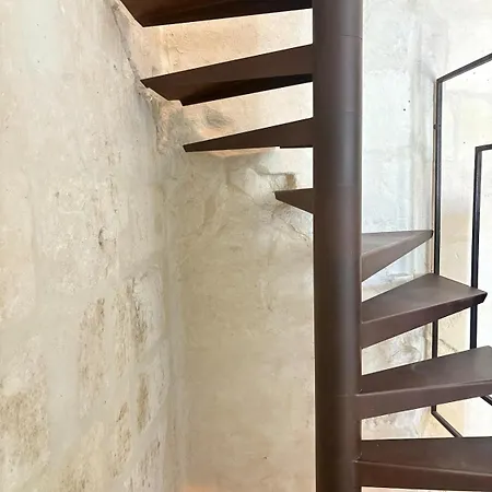 Apartment Maison Avec Terrasse, Quartier Roquette, Arles
